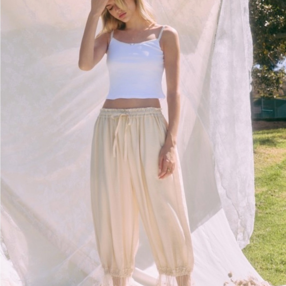 Odd Relaxed Bloomer Pants Ecru Size S NWT in Package - Picture 1 of 7
